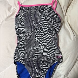 Speedo • Women’s Tie Back Practice Suit Size 28